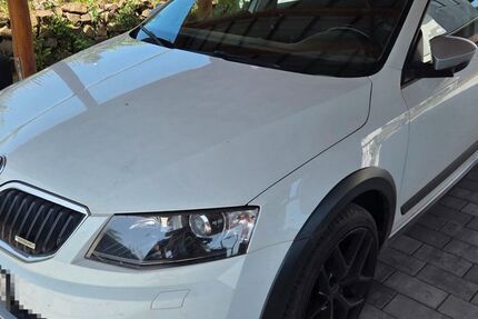 Skoda Octavia 189.000 km 8.800 &euro; Illingen 66557