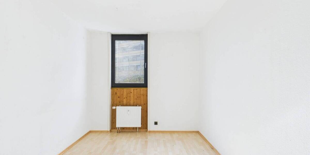 Etagenwohnung Neunkirchen/Saar Innenstadt - 3 Zimmer, 92 m&sup2;, 129.000&euro; | Angebot:25726195