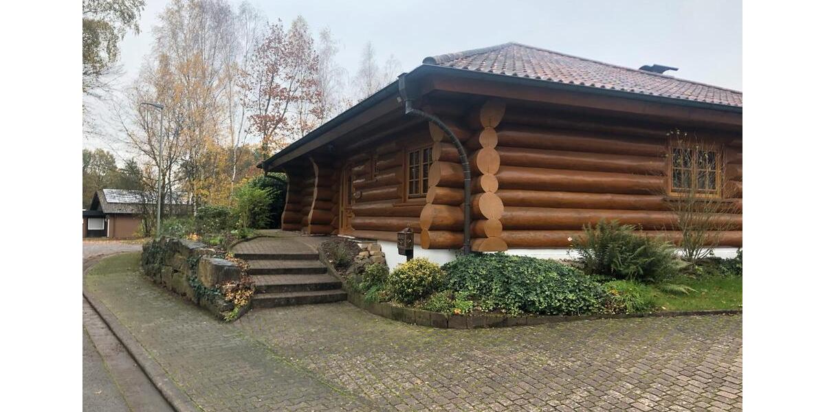 Villa Bruchmühlbach-Miesau Miesau - 6 Zimmer, 270 m&sup2;, 2.250&euro; | Angebot:26397687