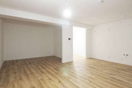 Wohnung Saarbrücken - 1 Zimmer, 47 m&sup2;, 550&euro; | Angebot:27072958