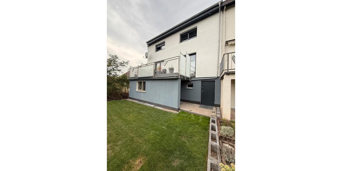 Reihenhaus Neunkirchen Kohlhof - 1 Zimmer, 96 m&sup2;, 250.000&euro; | Angebot:24284632