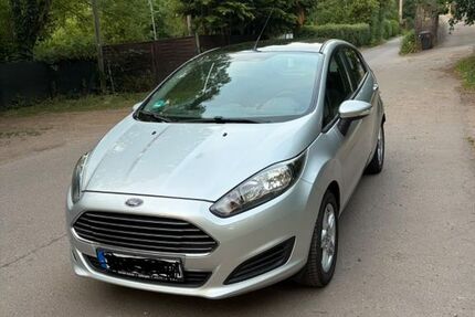 Ford Fiesta 173.319 km 5.500 &euro; Saarbrücken 66117