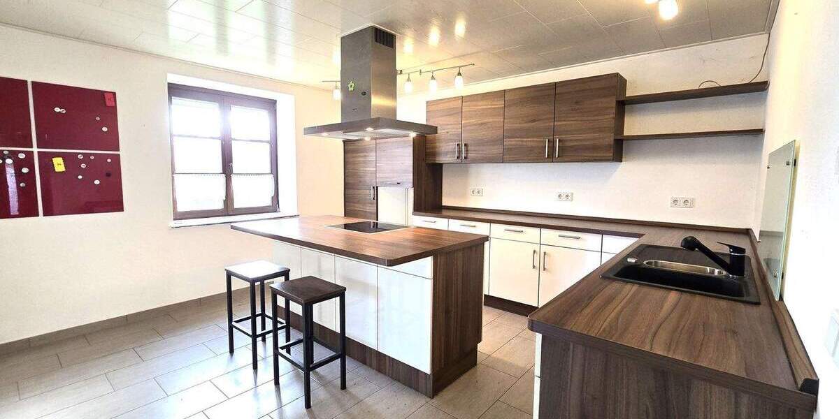 Einfamilienhaus Mandelbachtal Heckendalheim - 8 Zimmer, 180 m&sup2;, 259.000&euro; | Angebot:25677418