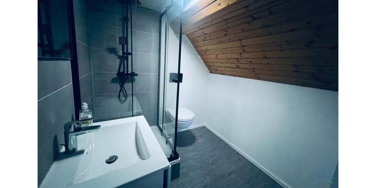 Einfamilienhaus Blieskastel - 8 Zimmer, 180 m&sup2;, 220.000&euro; | Angebot:26962952