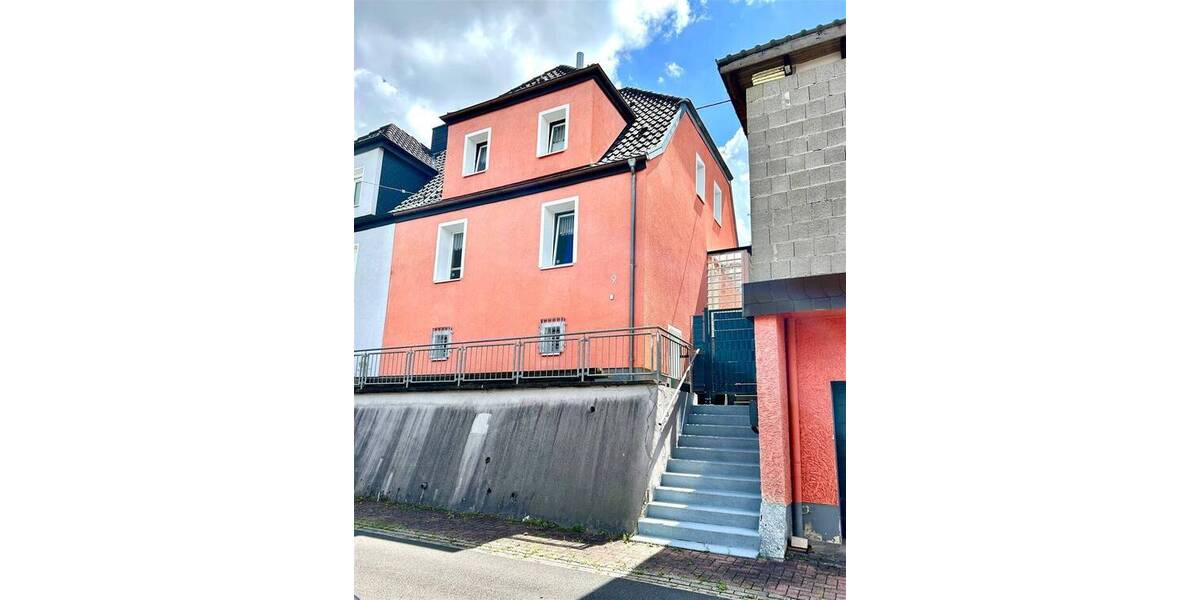 Mehrfamilienhaus, Wohnhaus Merchweiler Wemmetsweiler - 4 Zimmer, 100 m&sup2;, 193.000&euro; | Angebot:25701151