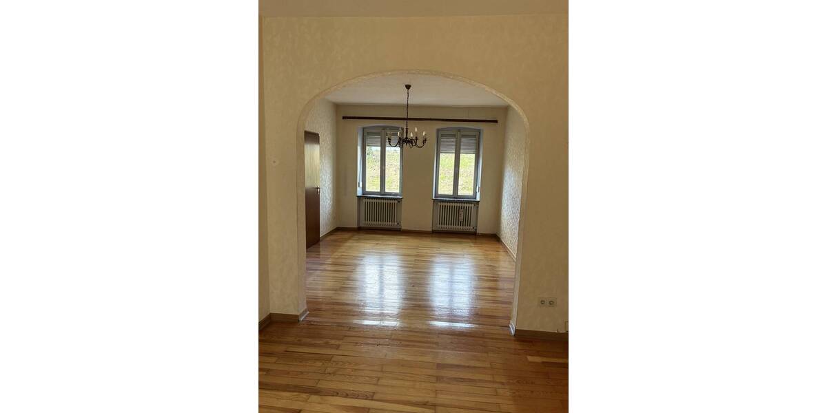 Einfamilienhaus Saarbrücken Dudweiler - 5 Zimmer, 91 m&sup2;, 75.000&euro; | Angebot:26036805