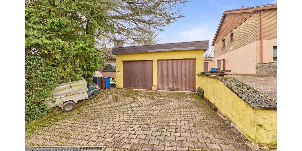Einfamilienhaus Battweiler - 8 Zimmer, 229 m&sup2;, 245.000&euro; | Angebot:25691413