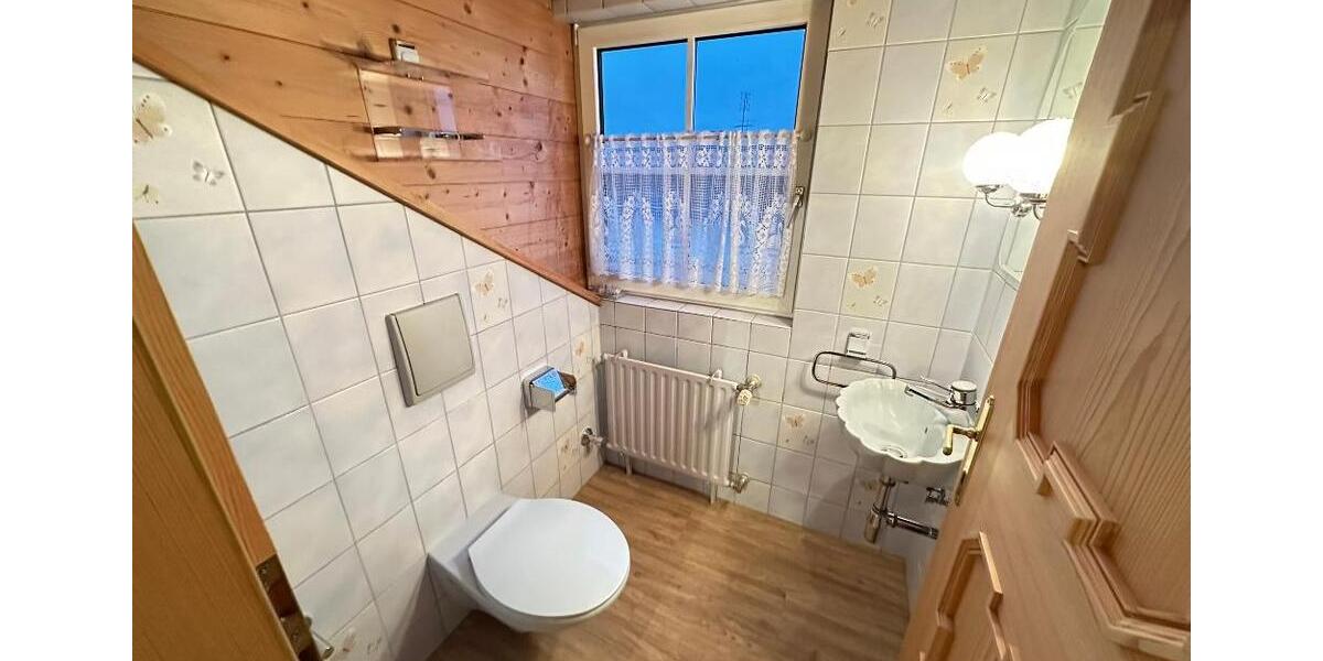 Dachgeschoßwohnung Pirmasens Niedersimten - 3 Zimmer, 102 m&sup2;, 750&euro; | Angebot:25148582