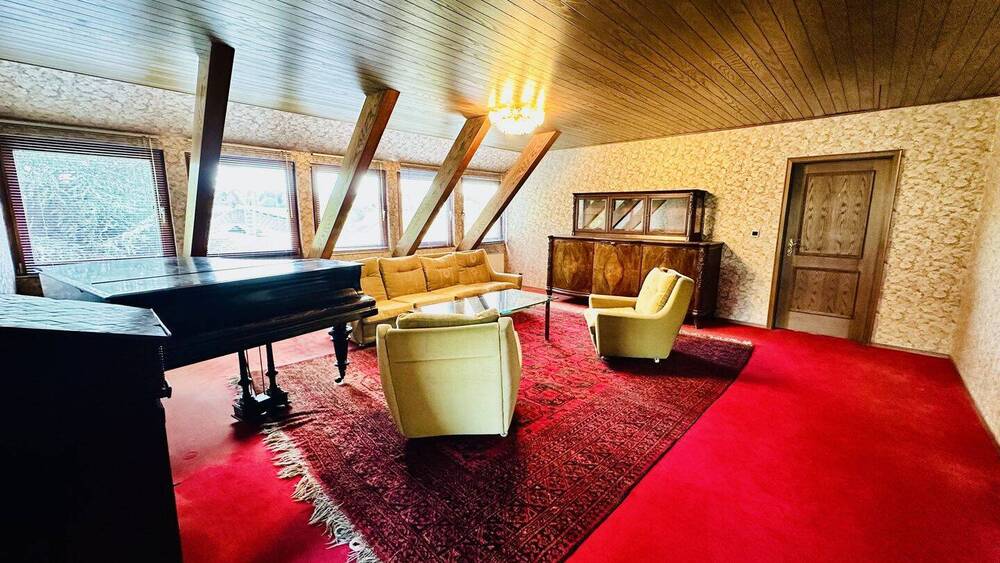 Mehrfamilienhaus, Wohnhaus Illingen - 9 Zimmer, 373 m&sup2;, 459.000&euro; | Angebot:25686397