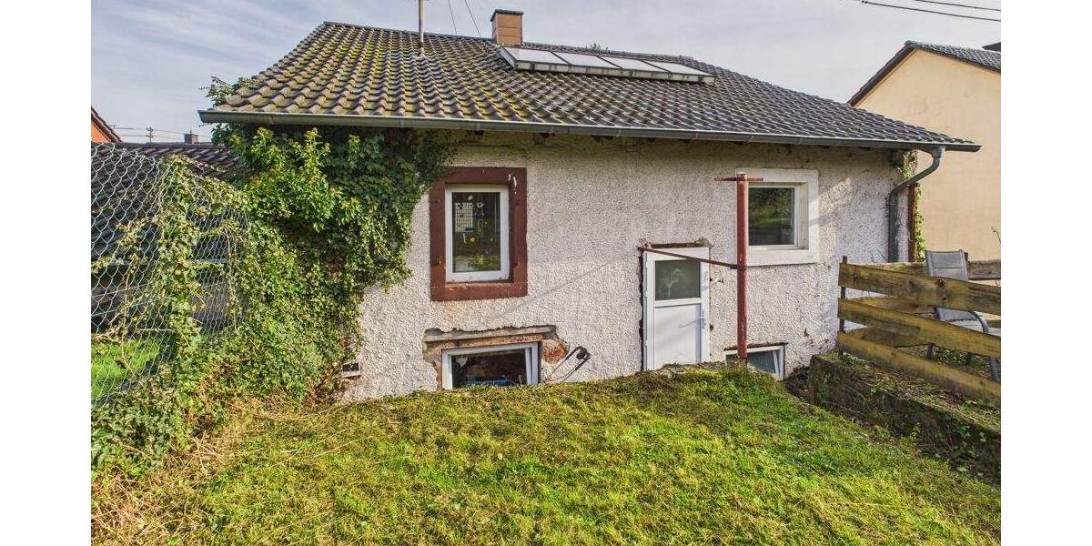 Einfamilienhaus Illingen / Wustweiler Wustweiler - 4 Zimmer, 107 m&sup2;, 149.000&euro; | Angebot:25687888