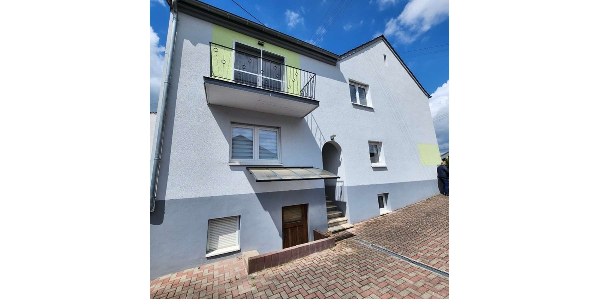 RESERVIERT - Attraktiv modernisierte Doppelhaushälfte mit hohem Wohnkomfort in Katzenbach - Doppelhaushälfte Hütschenhausen Katzenbach | Angebot:27158632