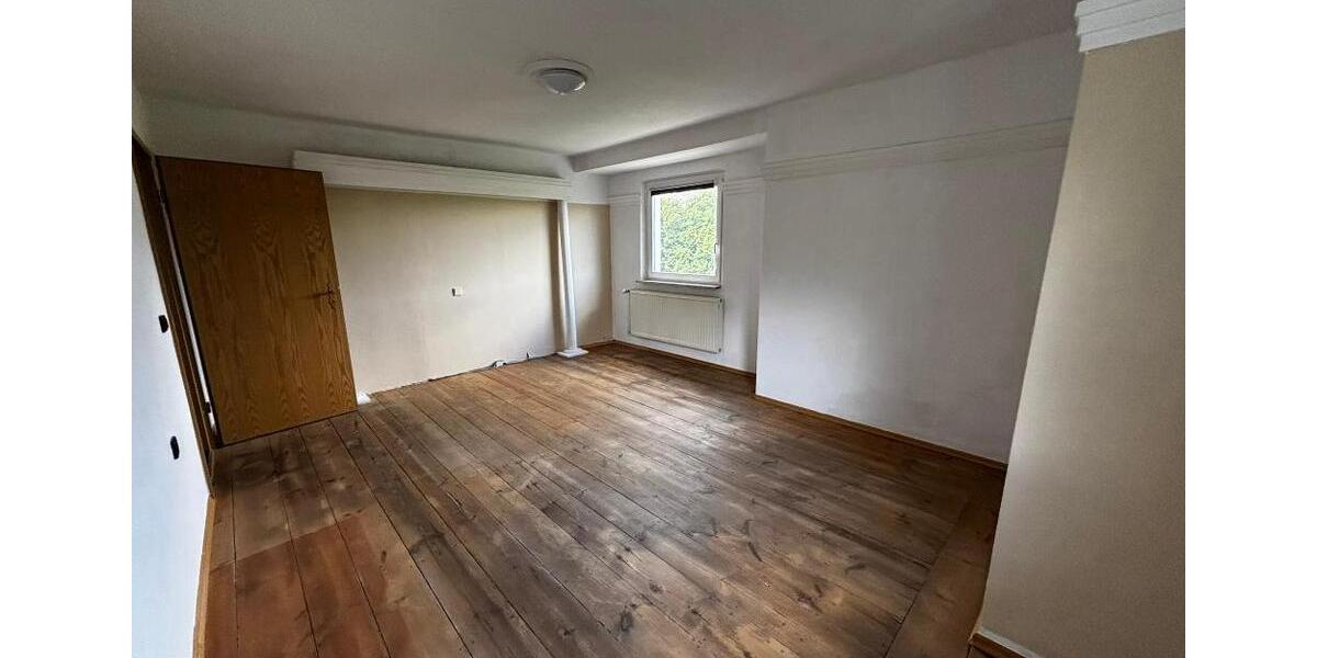 Maisonettenwohnung Pirmasens - 3 Zimmer, 122 m&sup2;, 690&euro; | Angebot:21663367