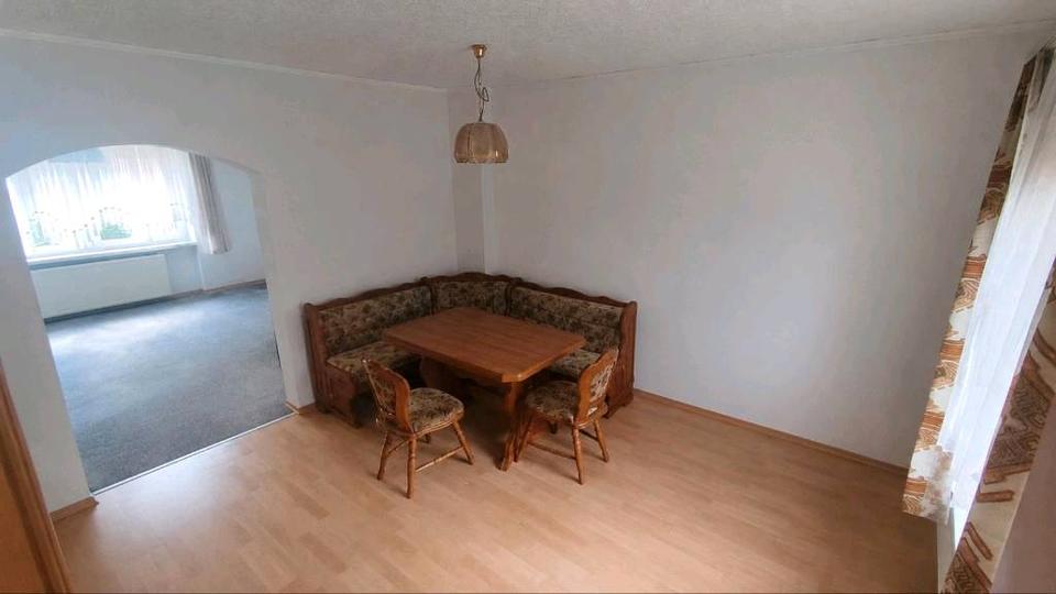 Doppelhaushälfte Saarbrücken Dudweiler - 6 Zimmer, 128 m&sup2;, 95.000&euro; | Angebot:26739300