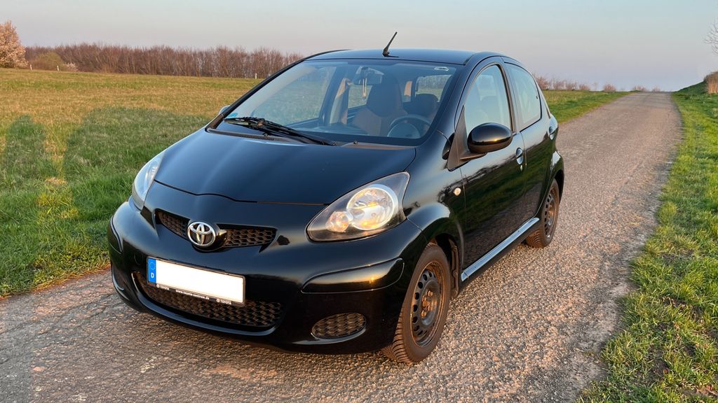 Toyota Aygo (X) 148.887 km 3.000 &euro; Pirmasens 66955