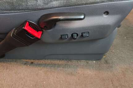 Chrysler Voyager 180.000 km 1.750 &euro; Neunkirchen/Saar 66538