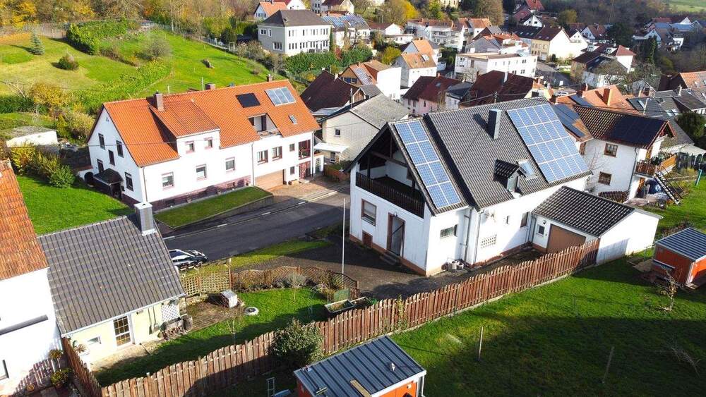 Einfamilienhaus Mandelbachtal Heckendalheim - 8 Zimmer, 180 m&sup2;, 259.000&euro; | Angebot:25677418