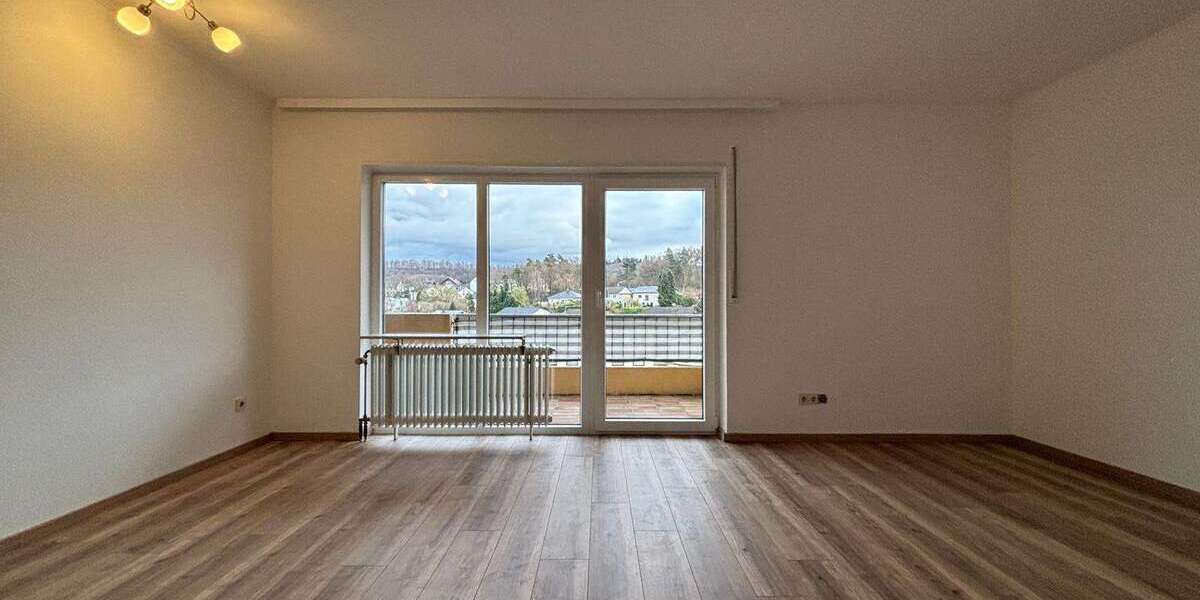 Etagenwohnung Landstuhl - 3 Zimmer, 90 m&sup2;, 845&euro; | Angebot:25611515