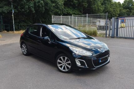 Peugeot 308 132.000 km 3.200 &euro; Neunkirchen 66538