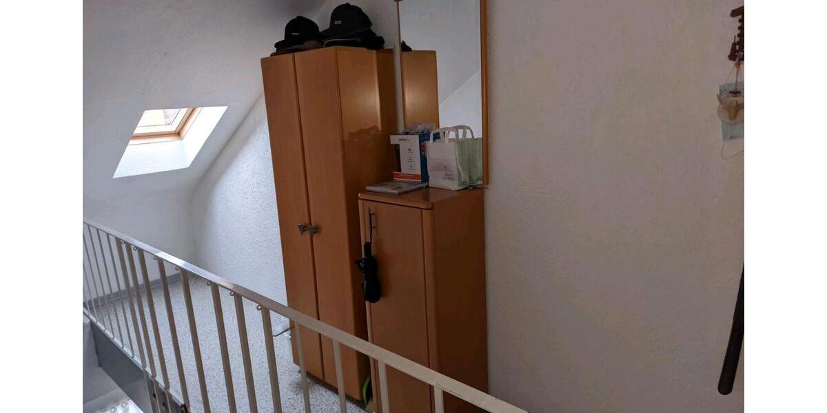 Dachgeschoßwohnung Marpingen - 3 Zimmer, 76 m&sup2;, 650&euro; | Angebot:25236903