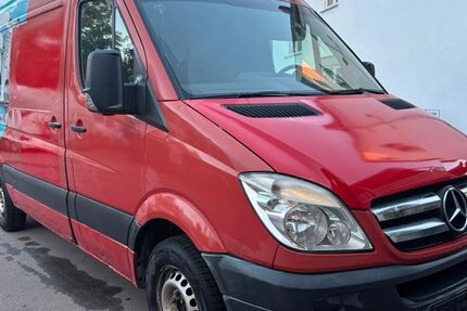 Mercedes-Benz Sprinter 147.512 km 7.140 &euro; Saarbrücken 66115