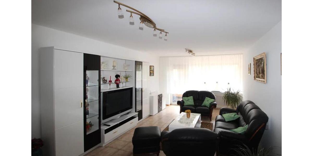 Etagenwohnung Saarbrücken Dudweiler - 4 Zimmer, 110 m&sup2;, 229.000&euro; | Angebot:27189228