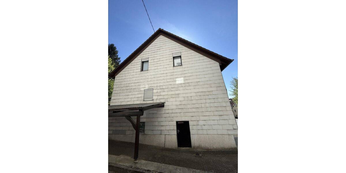 Einfamilienhaus Saarbrücken Dudweiler - 7 Zimmer, 140 m&sup2;, 199.000&euro; | Angebot:26840946