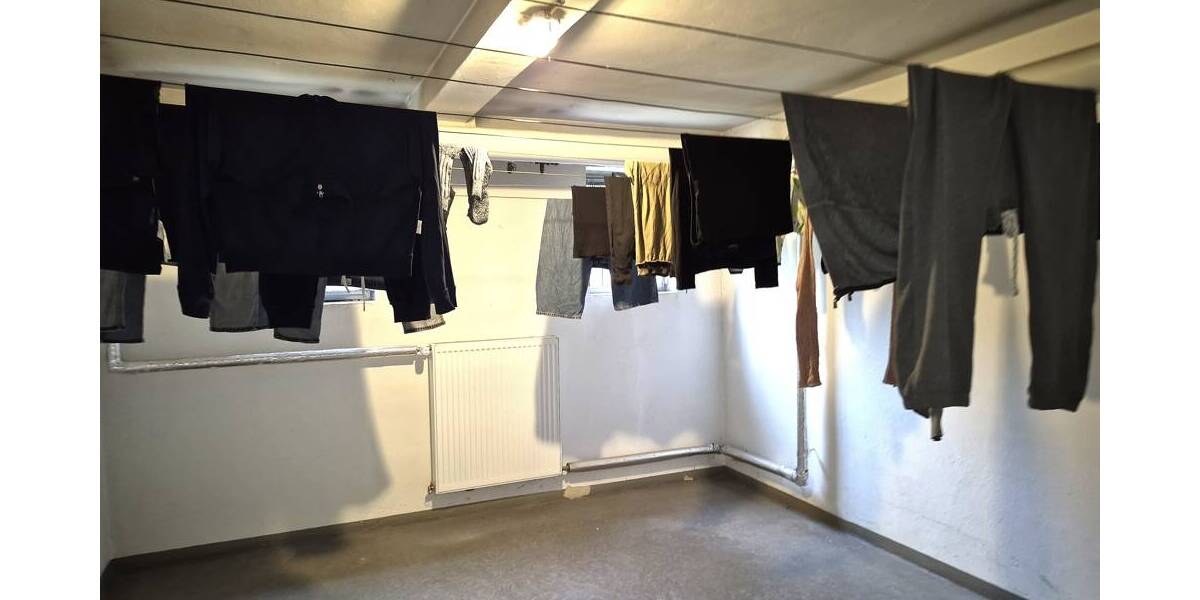 Etagenwohnung Saarbrücken / Sankt Johann St Johann - 3 Zimmer, 91 m&sup2;, 170.000&euro; | Angebot:26117978