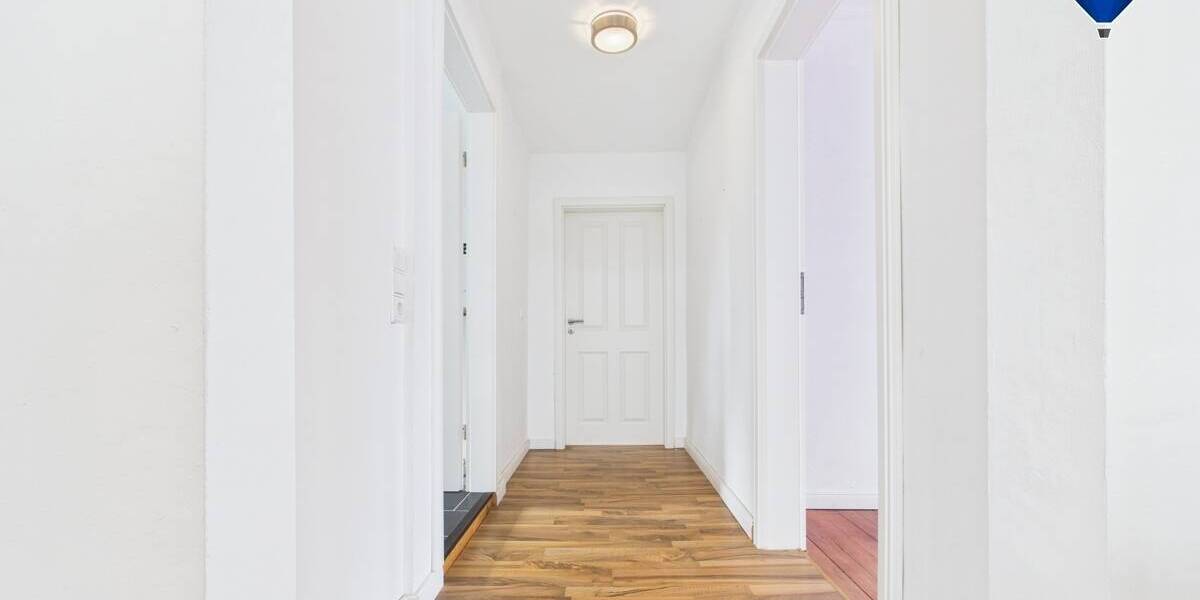 Einfamilienhaus Schiffweiler - 7 Zimmer, 200 m&sup2;, 219.000&euro; | Angebot:26026909