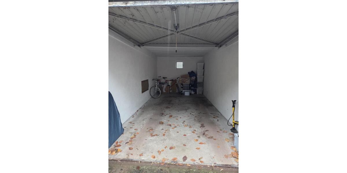 Etagenwohnung Saarbrücken - 3.5 Zimmer, 90 m&sup2;, 275.000&euro; | Angebot:27108745