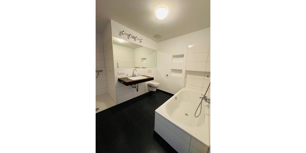 Loft - Studio - Atelier Saarbrücken - 2 Zimmer, 120 m&sup2;, 1.260&euro; | Angebot:25519141