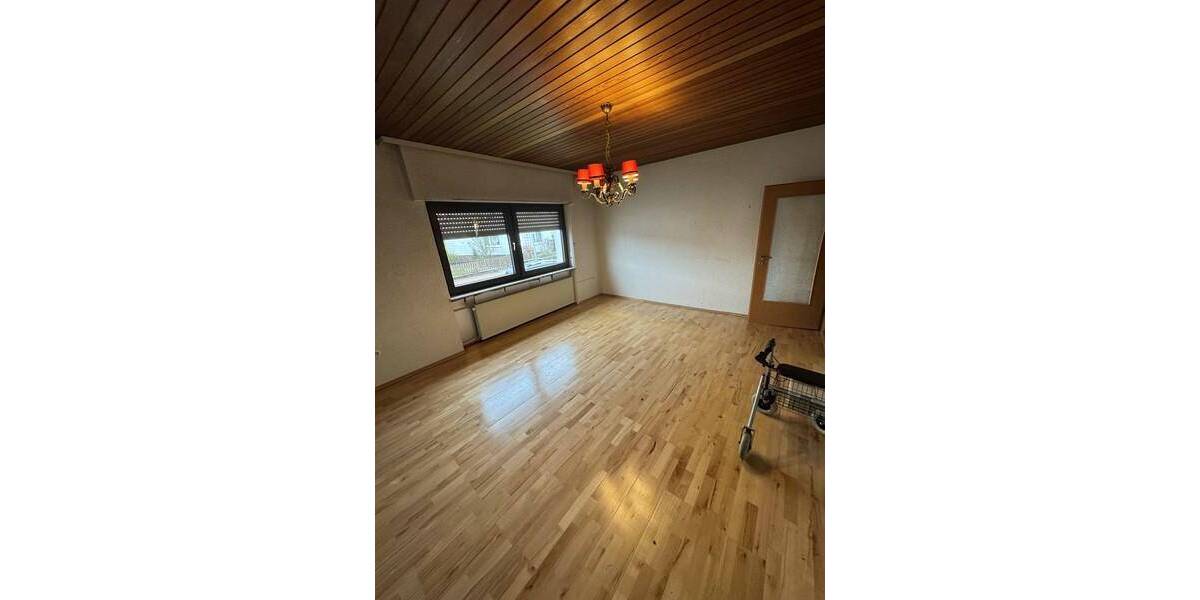 Mehrfamilienhaus, Wohnhaus Pirmasens Gersbach - 8 Zimmer, 190 m&sup2;, 199.000&euro; | Angebot:26246221