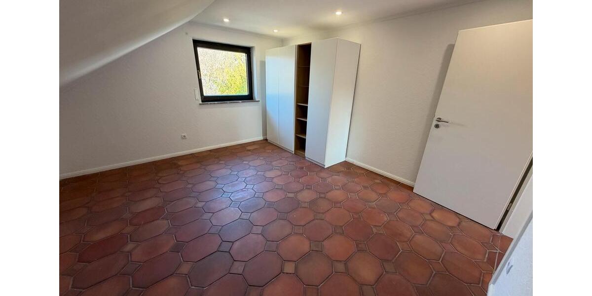 Einfamilienhaus Kusel - 10 Zimmer, 182 m&sup2;, 320.000&euro; | Angebot:26183932
