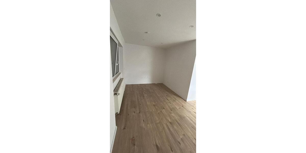 Etagenwohnung Illingen - 2 Zimmer, 39 m&sup2;, 460&euro; | Angebot:24739326