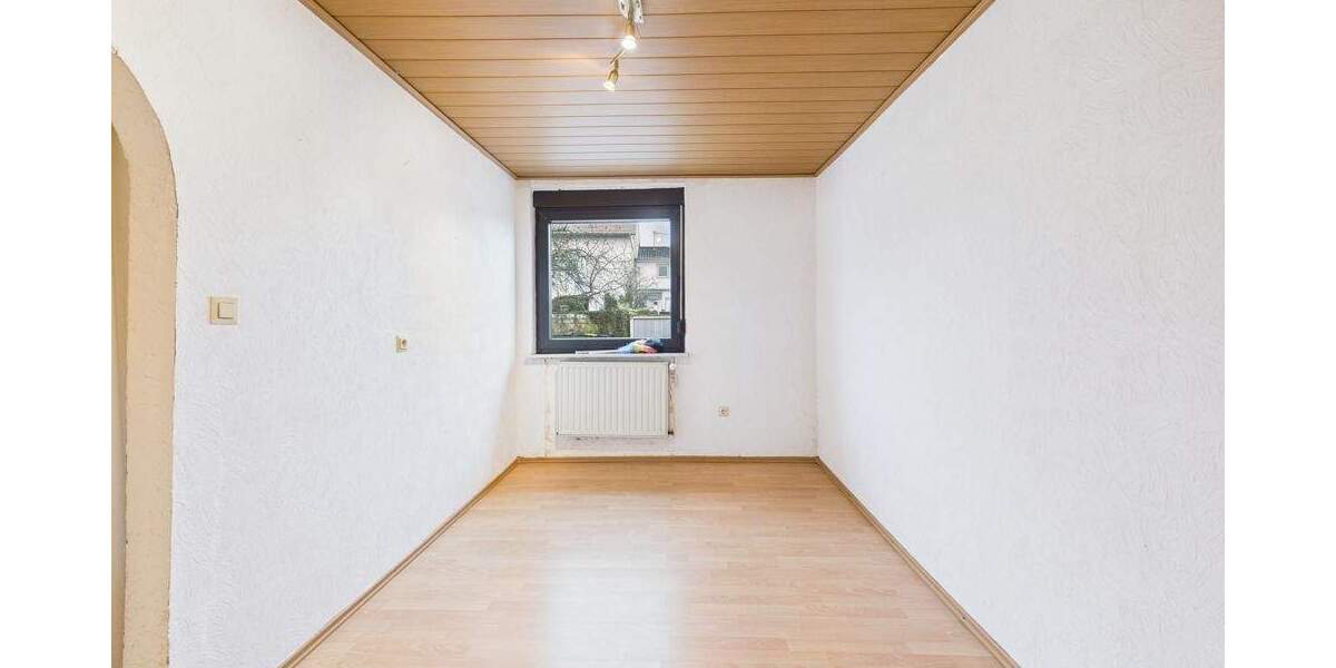 Einfamilienhaus Quierschied - 4 Zimmer, 87 m&sup2;, 148.000&euro; | Angebot:25687890