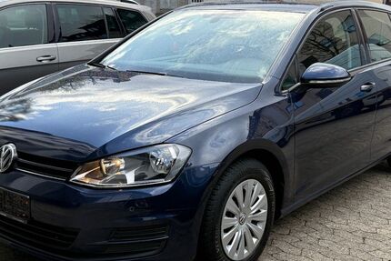 VW Golf 24.200 km 11.600 &euro; Saarbrücken - Burbach 66115