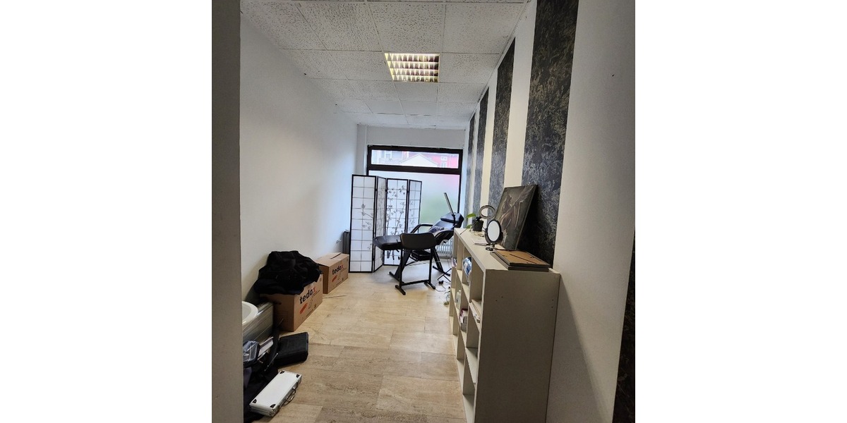 Interessante Gewerbeeinheit mit 3 Lädengeschäften in der Homburger Innenstadt (teilvermietet) - Gewerbeobjekt Homburg | Angebot:24859992