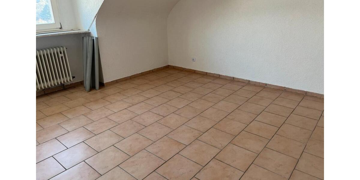 Etagenwohnung Neunkirchen - 3 Zimmer, 87 m&sup2;, 820&euro; | Angebot:25752720