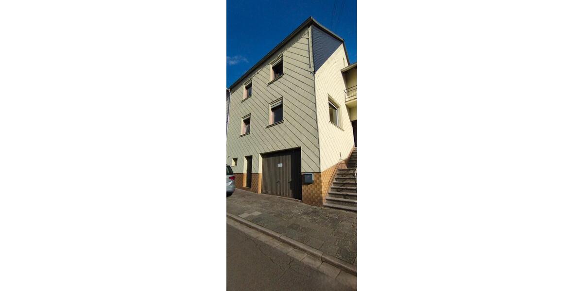 Einfamilienhaus Queidersbach - 7 Zimmer, 184 m&sup2;, 185.000&euro; | Angebot:26048223