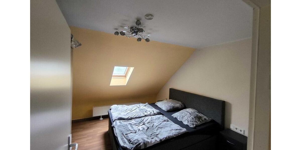 Dachgeschoßwohnung Saarbrücken Brebach-Fechingen - 2 Zimmer, 66 m&sup2;, 465&euro; | Angebot:25988749
