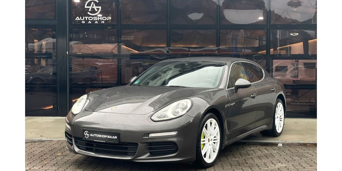 Porsche Panamera 243.400 km 22.900 &euro; Saarbrücken 66117