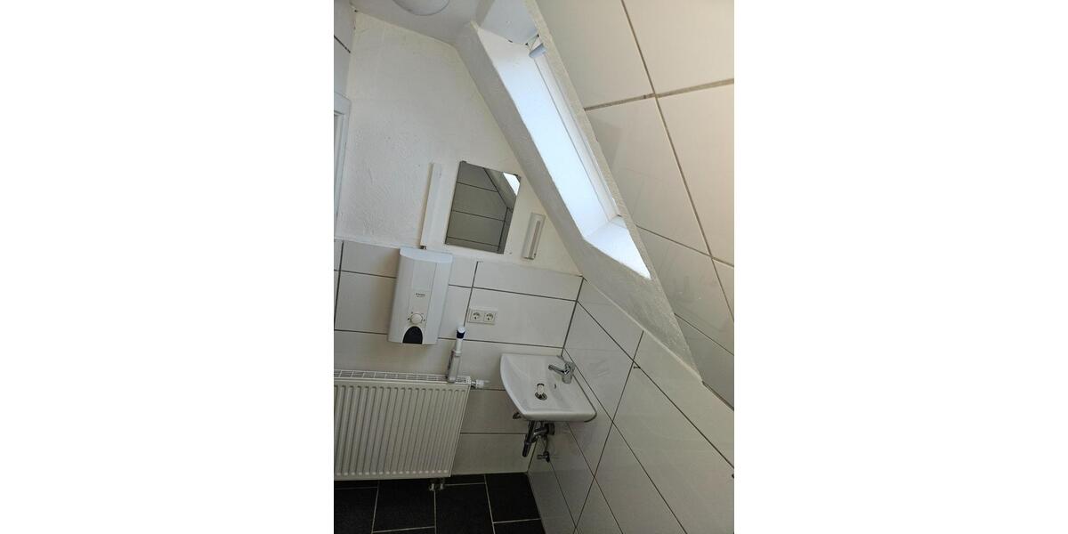 Etagenwohnung Saarbrücken Dudweiler - 4 Zimmer, 90 m&sup2;, 580&euro; | Angebot:25752721