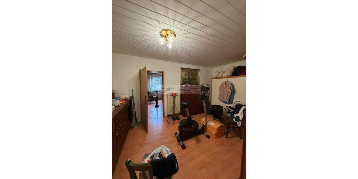 Einfamilienhaus Ruthweiler - 5 Zimmer, 130 m&sup2;, 140.000&euro; | Angebot:25732297