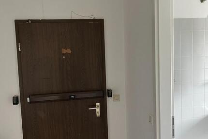 Wohnung Saarbrücken Dudweiler - 6 Zimmer, 108 m&sup2;, 780&euro; | Angebot:25870378