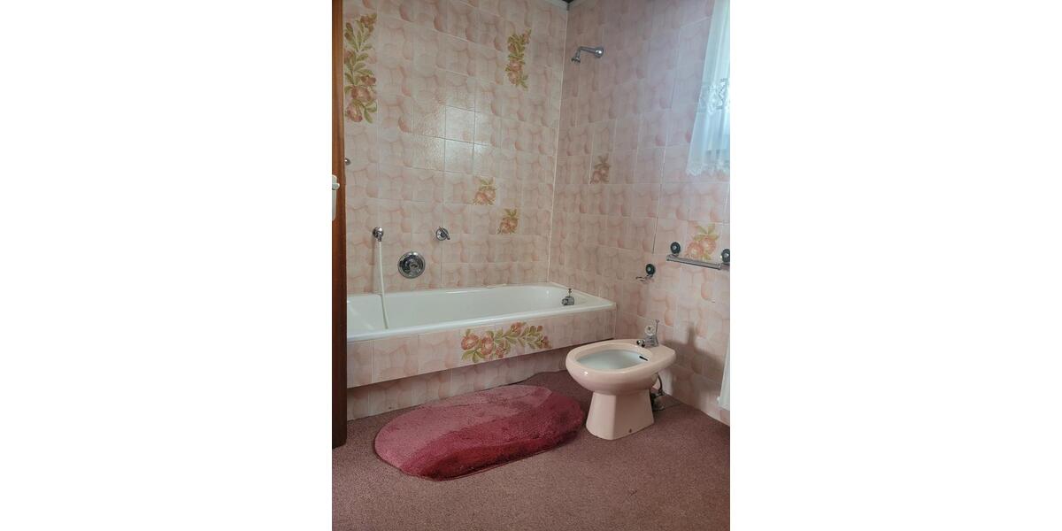 Bungalow Kirkel - 5.5 Zimmer, 146 m&sup2;, 259.000&euro; | Angebot:26859067