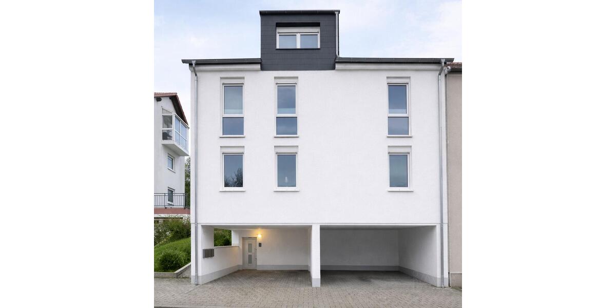 Dachgeschoßwohnung Sankt Ingbert - 2 Zimmer, 71 m&sup2;, 790&euro; | Angebot:25904967