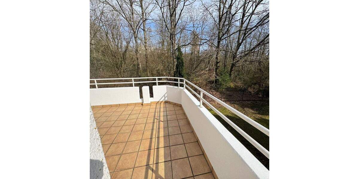 Etagenwohnung Saarbrücken St Arnual - 3 Zimmer, 89 m&sup2;, 960&euro; | Angebot:25743973