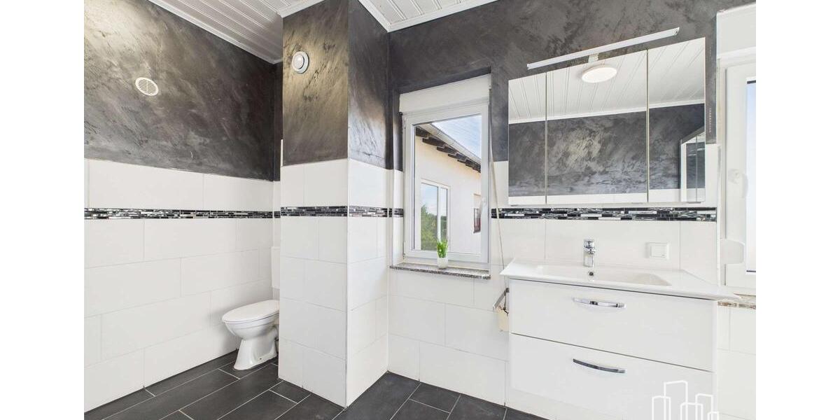 Etagenwohnung Bechhofen - 3 Zimmer, 120 m&sup2;, 1.200&euro; | Angebot:25207504