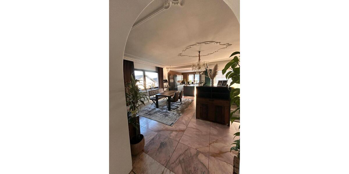 Etagenwohnung Riegelsberg - 5 Zimmer, 125 m&sup2;, 285.000&euro; | Angebot:26111976