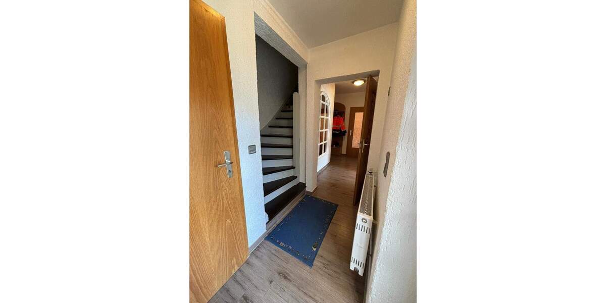 Mehrfamilienhaus, Wohnhaus Neunkirchen Wiebelskirchen - 6 Zimmer, 178 m&sup2;, 229.000&euro; | Angebot:25706021