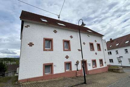 Haus Gersheim - 6 Zimmer, 187 m&sup2;, 149.000&euro; | Angebot:26758233